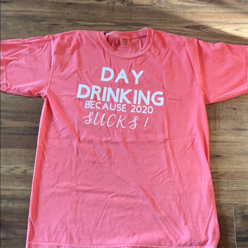 Graphic tee